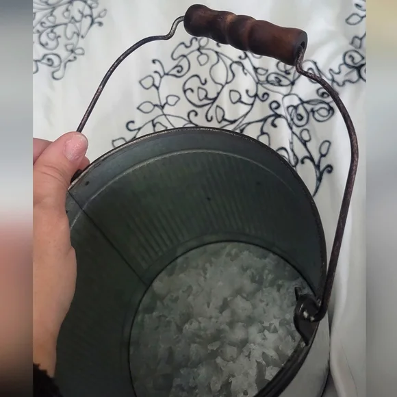 Vintage French Prix D'Honneur Galvanized Metal Bucket Decor - Picture 5 of 5
